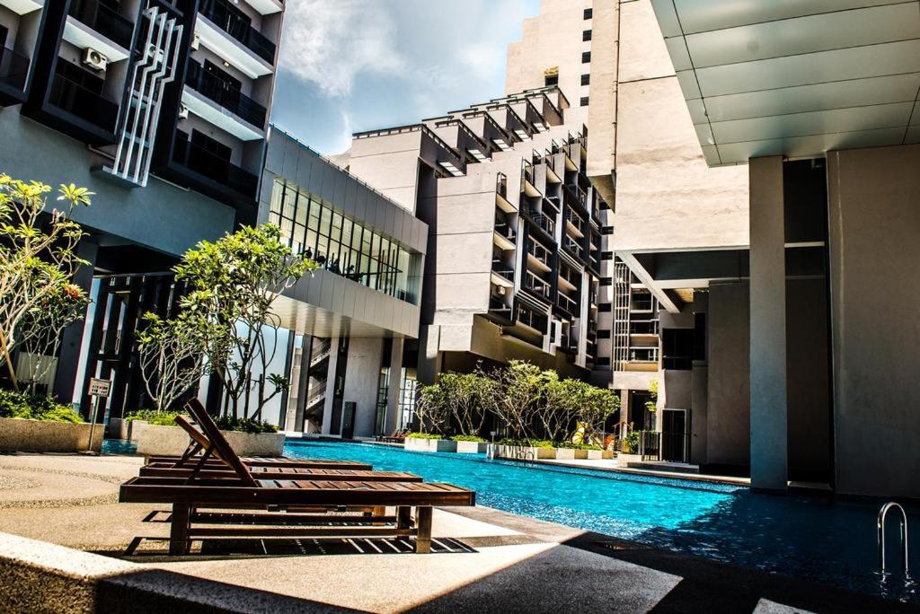 Thermospace Imperio A-17-19 Melaka City Luaran gambar